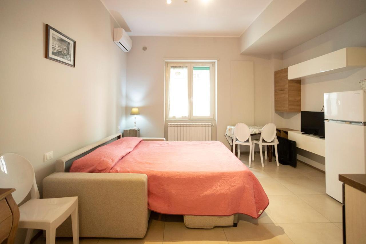 Apartmán La Casa Degli Angeli Salerno Exteriér fotografie