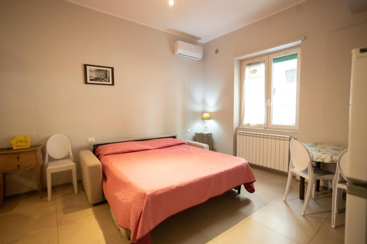 Apartmán La Casa Degli Angeli Salerno Exteriér fotografie